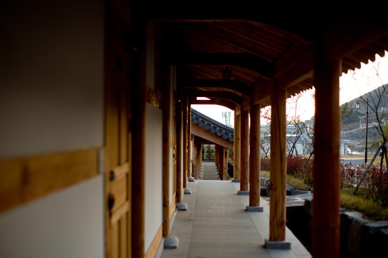 יאוסו Korea Traditional Hotel O Dong Jae מראה חיצוני תמונה